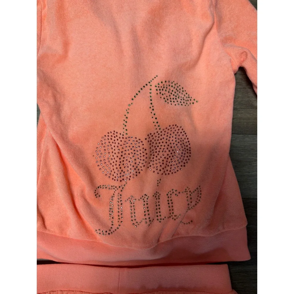 Juicy Couture Girls Peach Velour Hoodie and Shorts Set Rhinestone Cherry 8/10